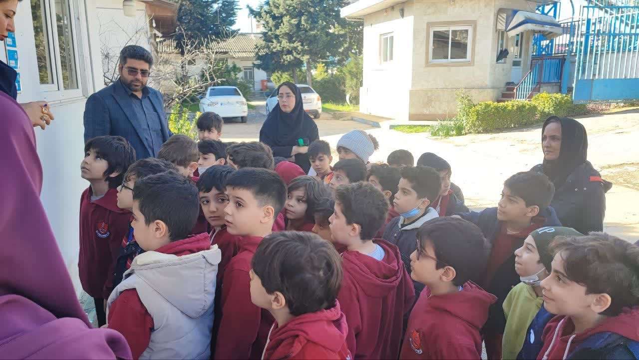 بازدید علمی از اداره آب قائمشهر